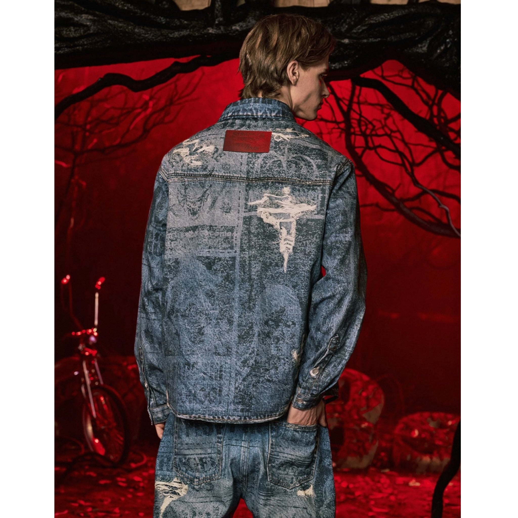 【怪奇物語官方聯名】報紙📰風格牛仔外套