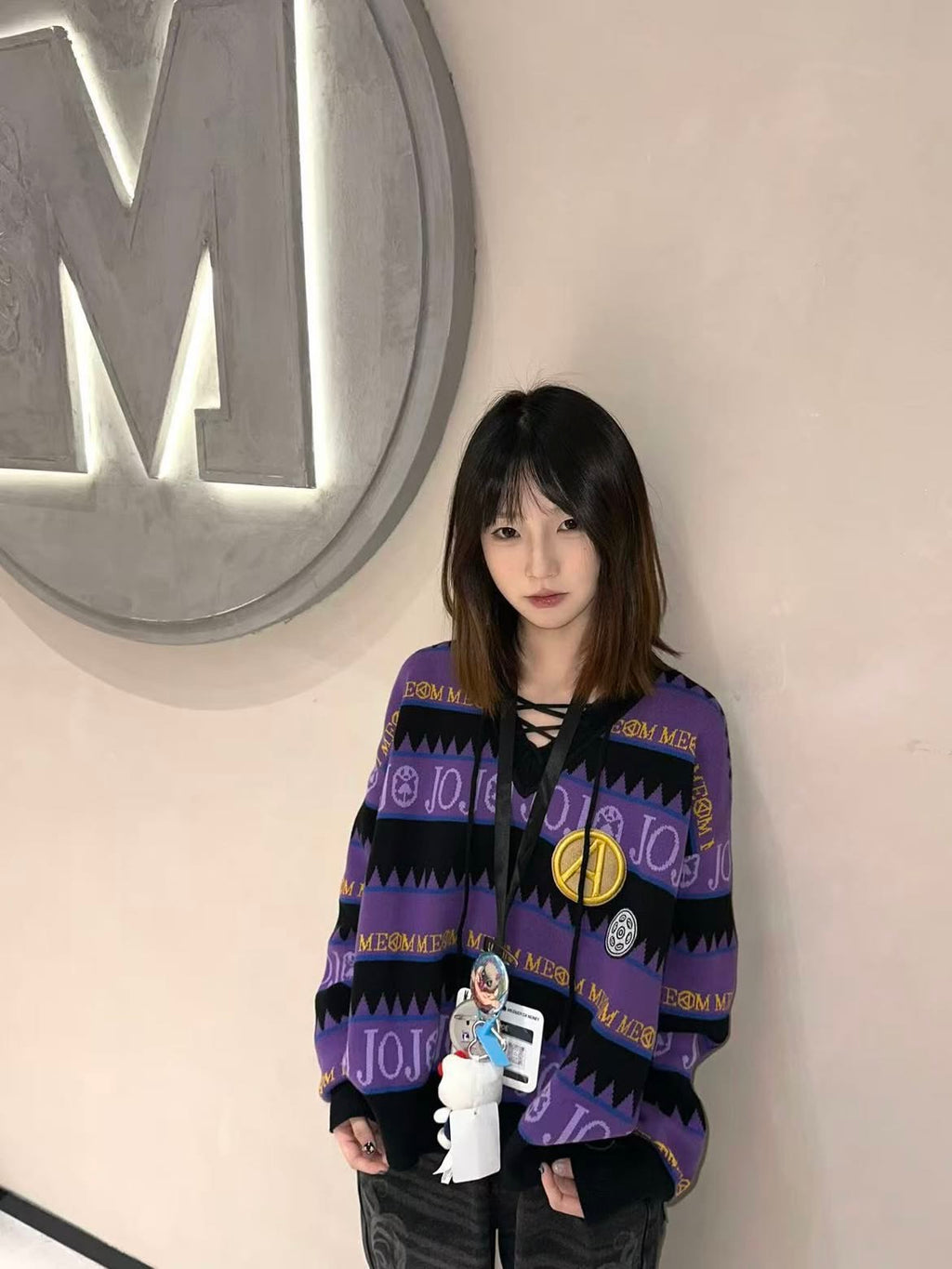 MEDM X JOJO 阿帕基字母刺繡毛衣