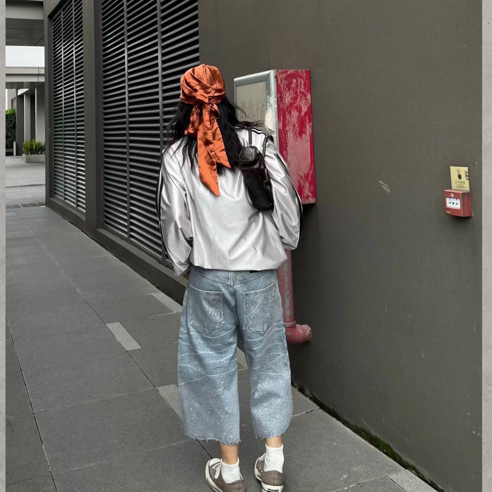 TBHNP 曙光輝月燙鑽蛛網七分牛仔褲
